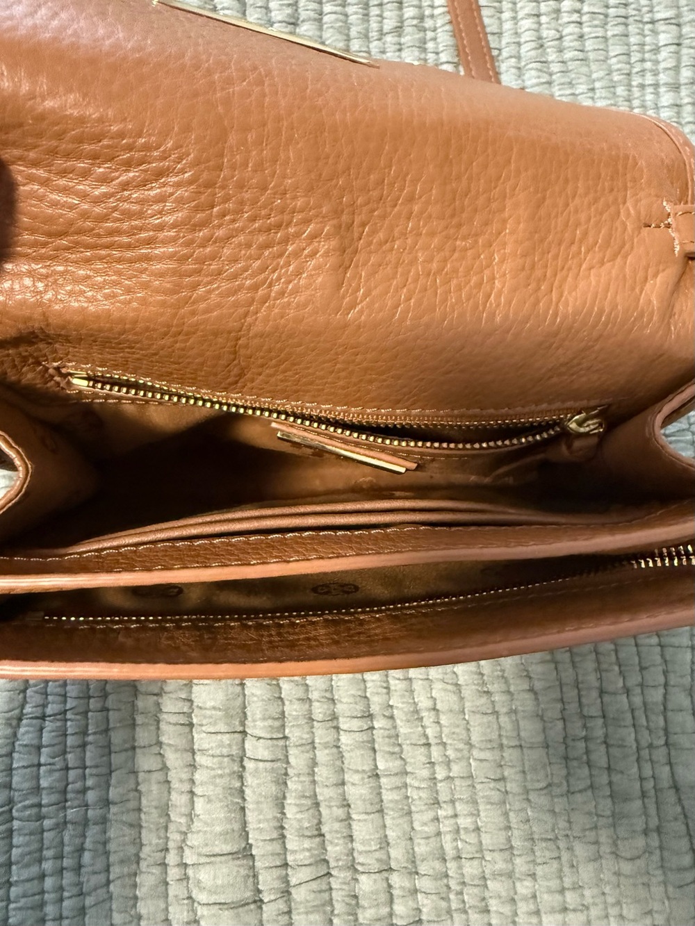 Tory Burch Britten Pebbled Leather Crossbody with Gold Logo - Picture 4 of 6